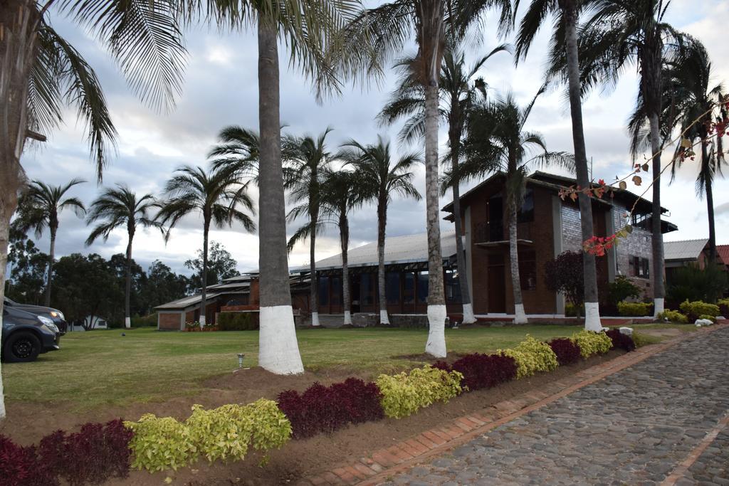 Hosteria Rosa Blanca Puembo Exterior photo